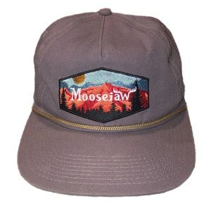 Moosejaw Brand Adjustable Grey 5 Panel Hat Flat Bill